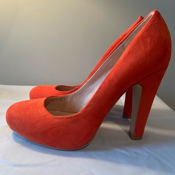 ALDO Suede Heels - Picture 3 of 5